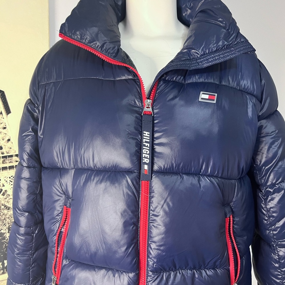 Tommy Hilfiger Women's Navy Puffer Jacket - Picture 4 of 9
